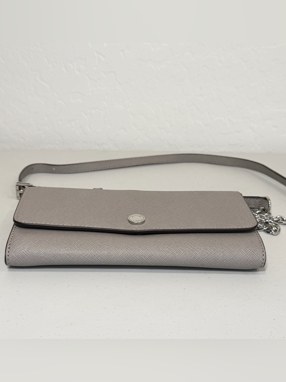 Michael Kors Chain Wallet Crossbody - Picture 5 of 14